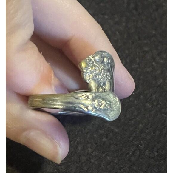 Vintage Wm Rogers Oneida Spoon Ring Juliette Pat Adjustable Silver Plate - Picture 3 of 5